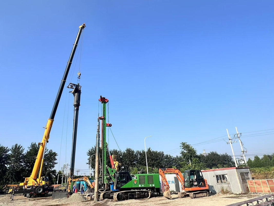 130-180 KW تجهیزات ارتعاش با نوع کنترل تبدیل فرکانس و سرعت جریان هوا 10/20 M3/min